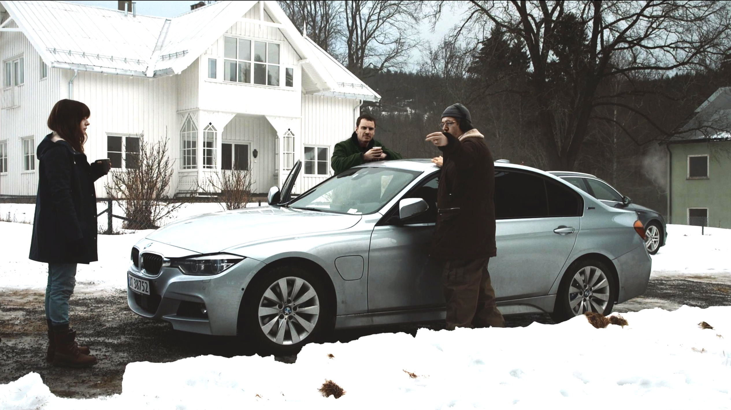 snowmanbtswhitecar